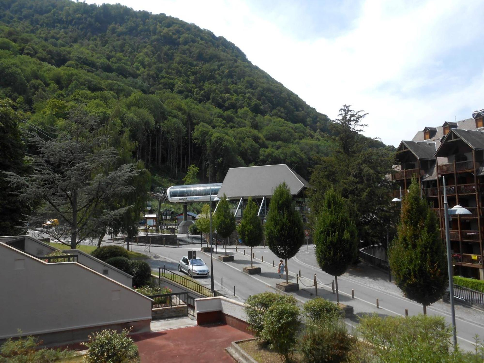 Appartement 2 Personnes Cures Ski Luchon Bagnères-de-Luchon Buitenkant foto